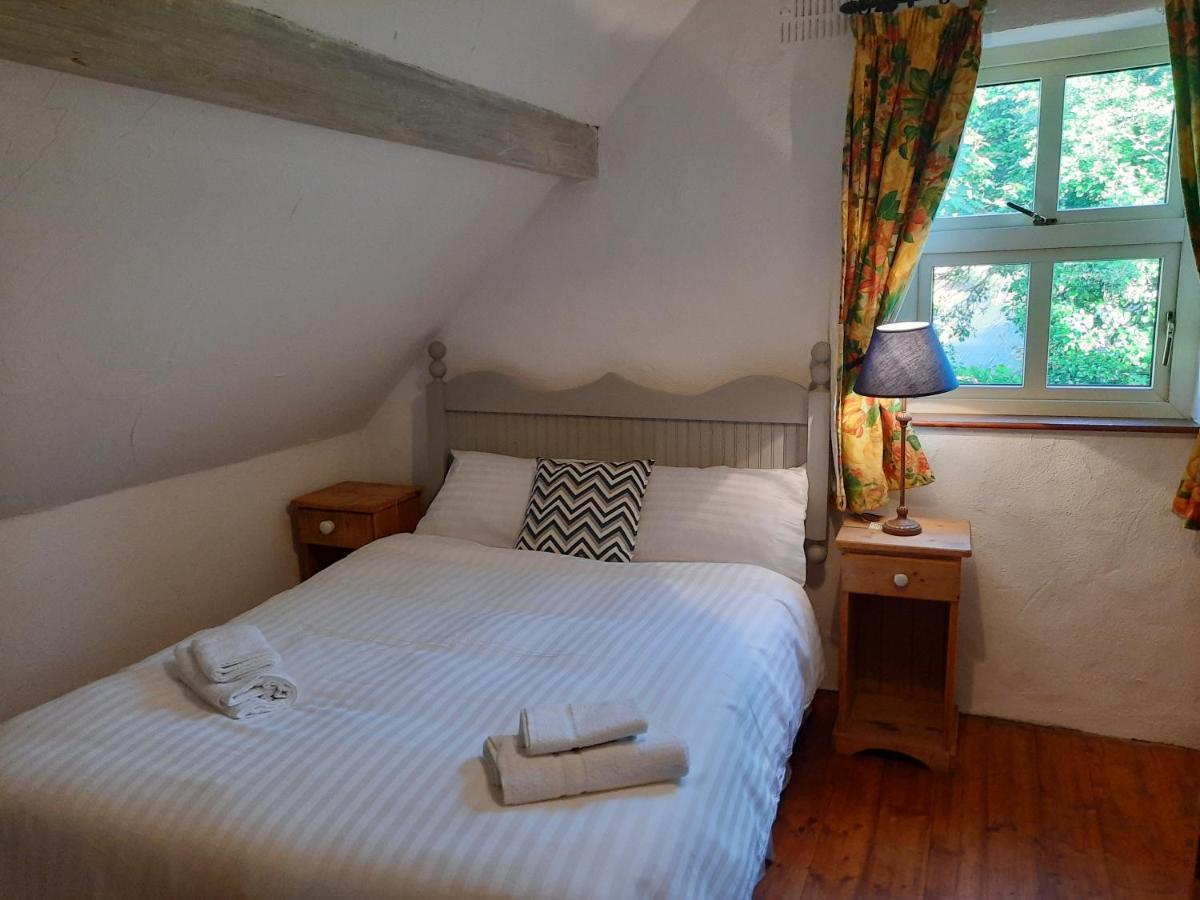 Cheerful Cottage Westport Buitenkant foto