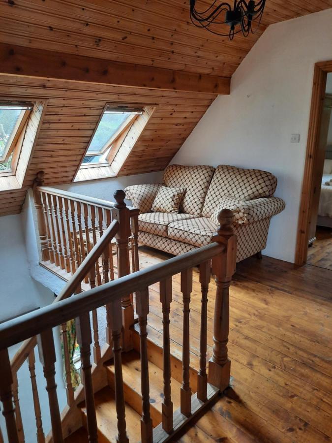 Cheerful Cottage Westport Buitenkant foto