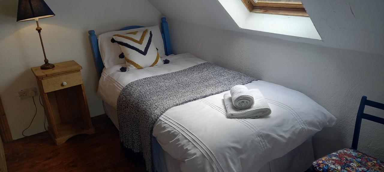 Cheerful Cottage Westport Buitenkant foto